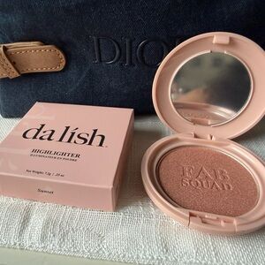 Highlighter in Sunset Glow